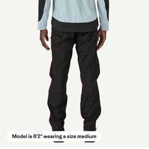 Men's Patagonia dirt roamer storm bike pants, size small